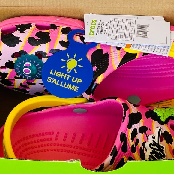 NWT CROCS 🦏Party Animal🐊 Sz-J6 Big Kids Shoes w/Non-Removable J-Bits Charms 1💡Up - Picture 7 of 16